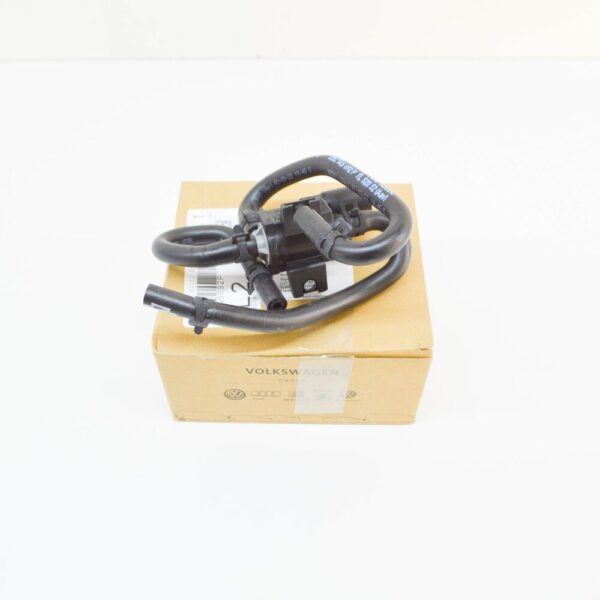 03C145692P - Audi A1 8X solenoid valve with vacuum hose 03C145692P NEW ORIGINAL