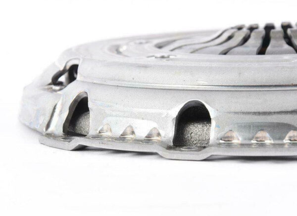 03F141025 - NEW AUDI A3 8P CLUTCH PRESSURE PLATE 220MM 03F141025 OEM