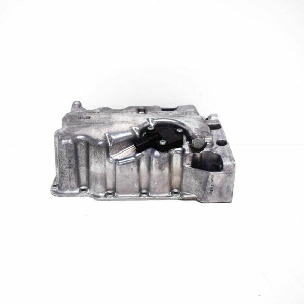04C103601C - NEW AUDI A3 8V ENGINE OIL PAN 04C103601C ORIGINAL