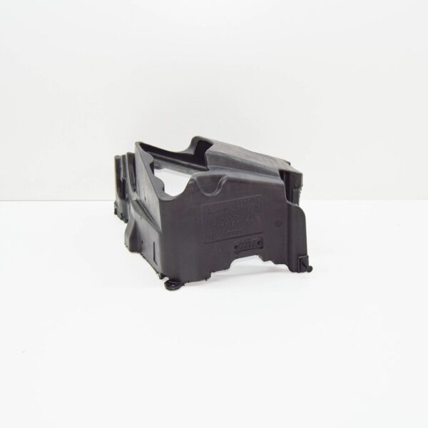 04L103660F - Audi A4 Avant B8 Engine Oil Sump Cover 04L103660F NEW GENUINE