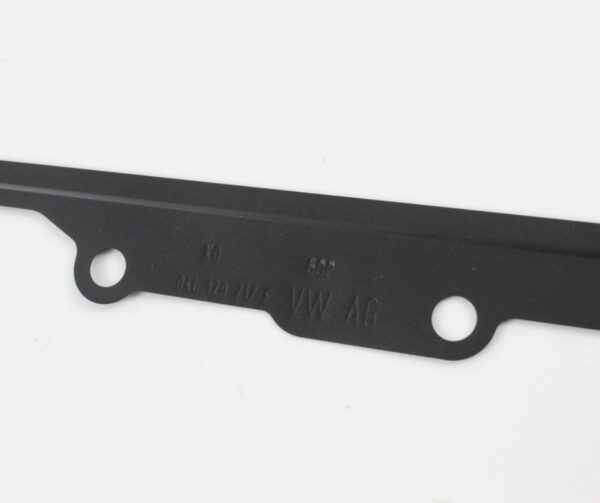 04L129717F - Audi A5 8T3 engine intake manifold gasket 04L129717F NEW ORIGINAL