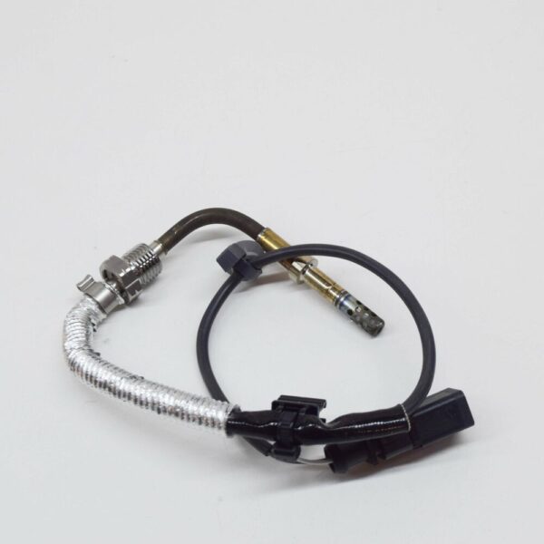 059906088CD - NEW AUDI A6 C7 EXHAUST GAS TEMPERATURE SENSOR 2 PIN 059906088CD