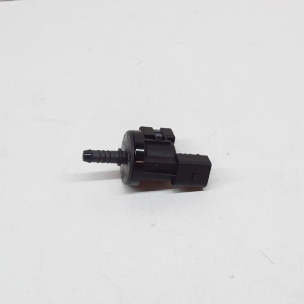 06E906517A - Audi A4 B7 2.0 Petrol 147 kW Solenoid Valve 06E906517A NEW