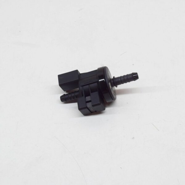 06E906517A - Audi A4 B7 2.0 Petrol 147 kW Solenoid Valve 06E906517A NEW
