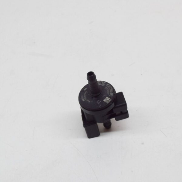 06E906517A - Audi A4 B7 2.0 Petrol 147 kW Solenoid Valve 06E906517A NEW