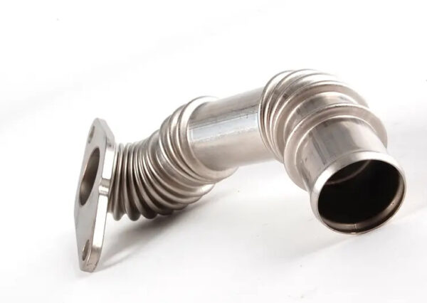 06F103213N - NEW AUDI A1 MK1 ENGINE BREATHER HOSE 06F103213N ORIGINAL