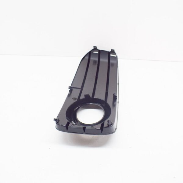8T0807682D01C - 2011 Audi A5 8F7 Right Fog Light Grid 8T0807682D01C 8T0807682D New Genuine