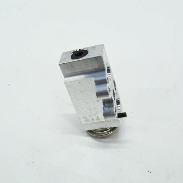 8T0820679A - NEW AUDI A4 B8 EXPANTION VALVE AIR CONDITIONING 8T0820679A