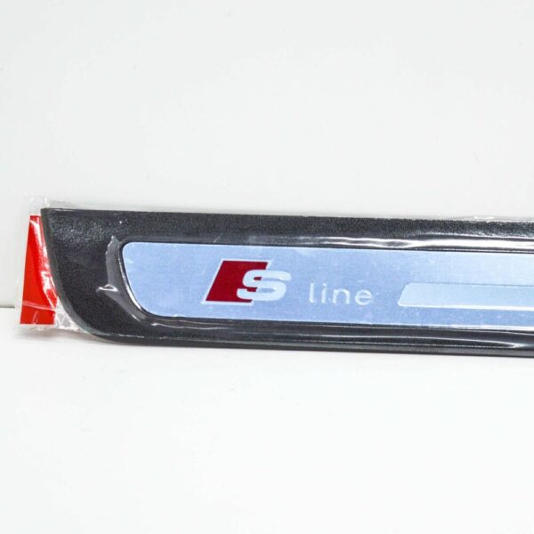 8T0853374H01C - NEW AUDI A5 S5 8T8 S LINE RIGHT DOOR ENTRY SILL 8T0853374H01C