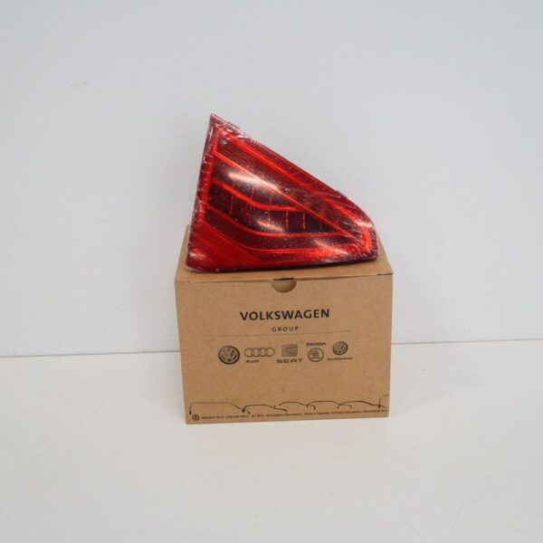8T0945093C - NEW AUDI A5 8T REAR TAILGATE LEFT TAILLIGHT 8T0945093C ORIGINAL