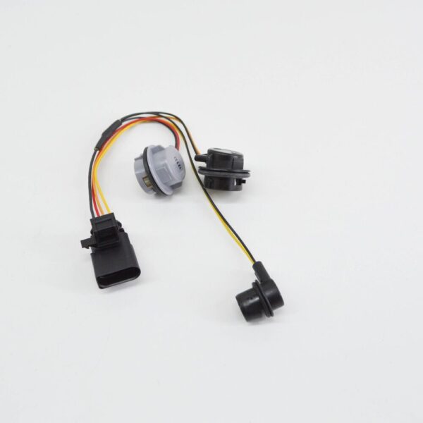 8T0945221 - NEW AUDI A5 8T3 REAR OUTER LAMP BULB CARRIER WITH CABLES 8T0945221 ORIGINAL