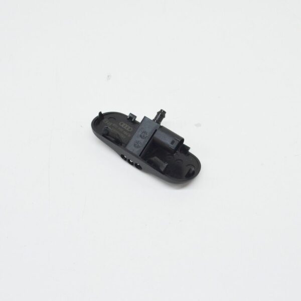 8T0955988B - NEW AUDI A4 B8 FRONT WINDSHIELD WASHER JET RIGHT 8T0955988B