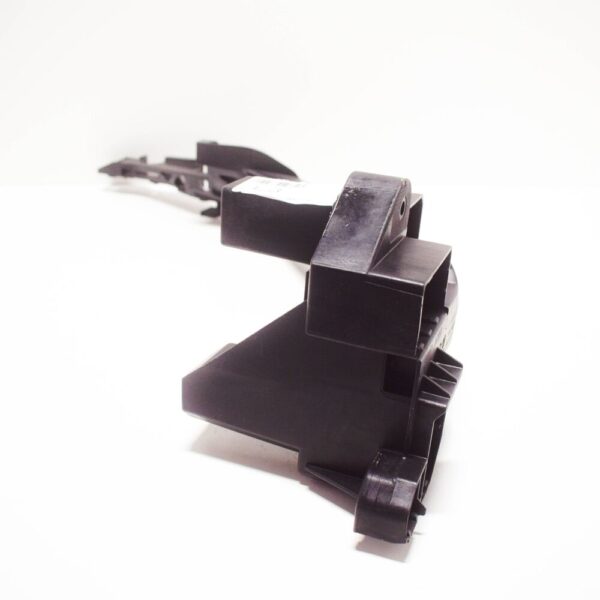 8U0805608A - 2015 Audi Q3 8U Front Right Headlight Bracket 8U0805608A New Genuine