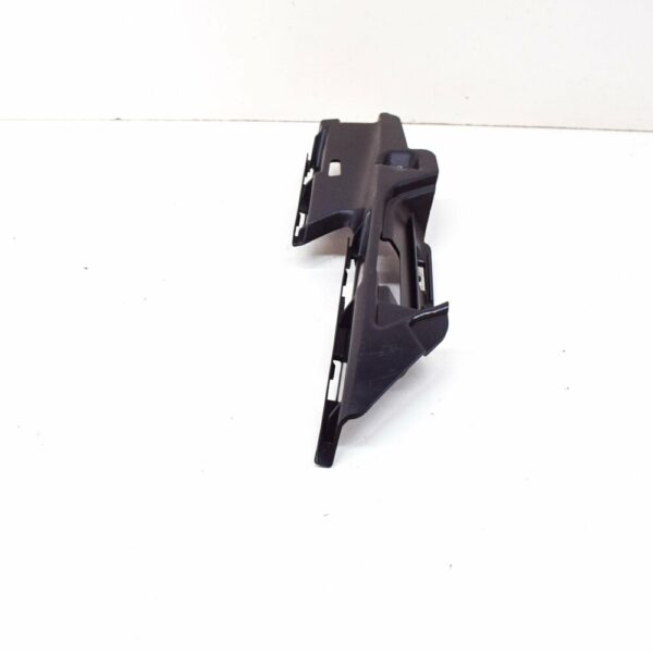 8V3807320 - NEW AUDI A3 8V FRONT BUMPER RIGHT CLOSING ELEMENT 8V3807320