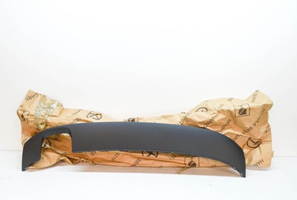 8V3807521B - Audi A3 8V rear bumper diffuser molding double pipe 8V3807521B NEW