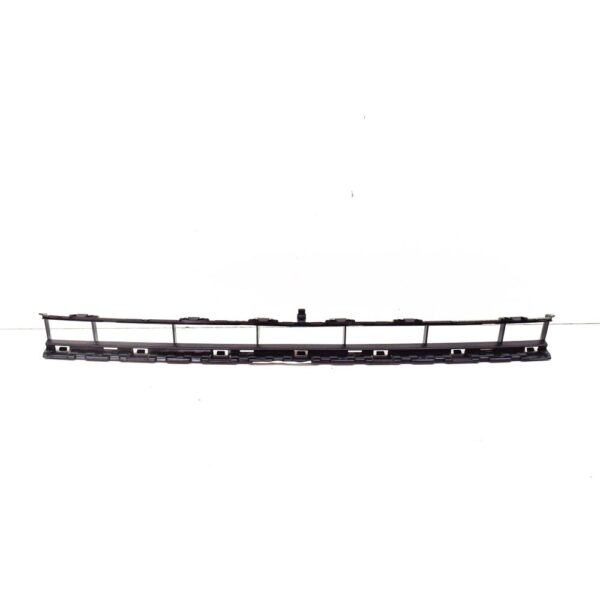 8V3807647B - A3 Sportback e-tron 8V Front Lower Medium Grill 8V3807647B9B9 ORIGINAL