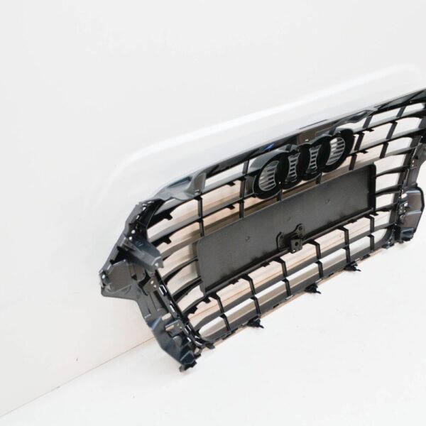 8V38536511QP - NEW AUDI A3 SPORTBACK 8V FRONT RADIATOR GRILLE 8V38536511QP