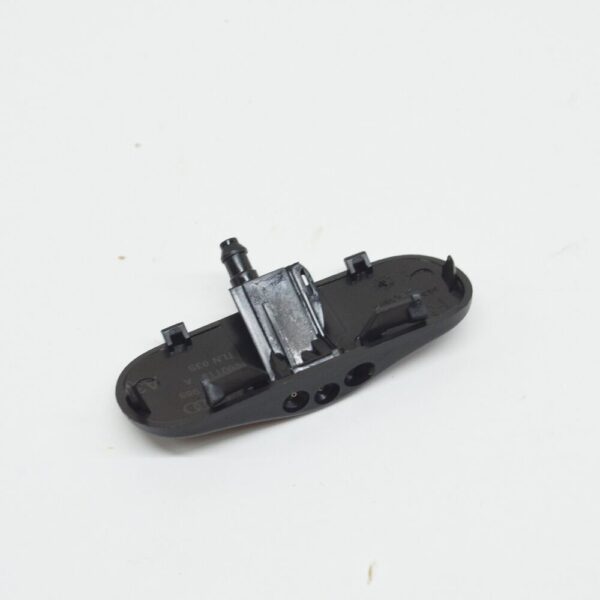 8V3955988 - NEW AUDI A3 8V RIGHT HEADLIGHT WASHER NOZZLE JET 8V3955988 ORIGINAL