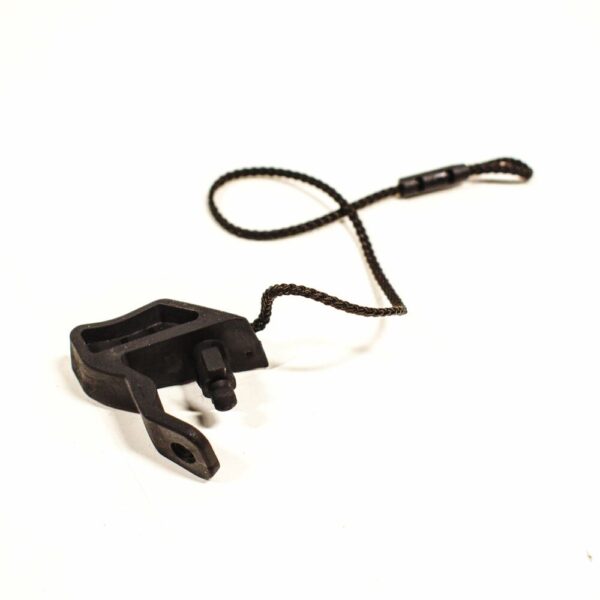 8V4867668 - NEW AUDI A3 SPORTBACK 8V PARCEL SHELF RIGHT STRING 8V4867668