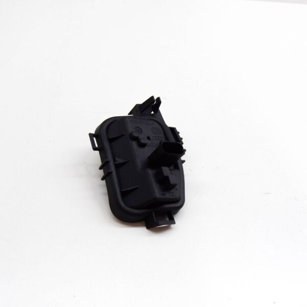 8V4945258C - AUDI A3 8V REAR RIGHT OUTER BULB CARRIER 8V4945258C NEW GENUINE
