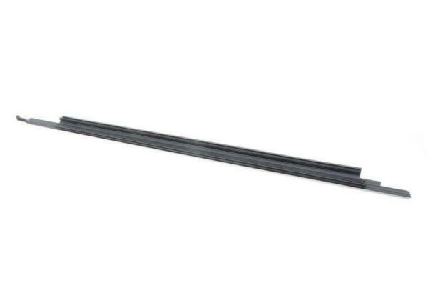 8V5853283B2ZZ - NEW AUDI A3 8V FRONT LEFT DOOR WINDOW SLOT SEAL TRIM STRIP 8V5853283B2ZZ