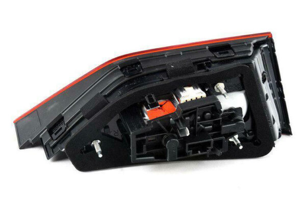 8V5945094J - NEW AUDI A3 8V REAR RIGHT INNER LED TAILLIGHT 8V5945094J ORIGINAL