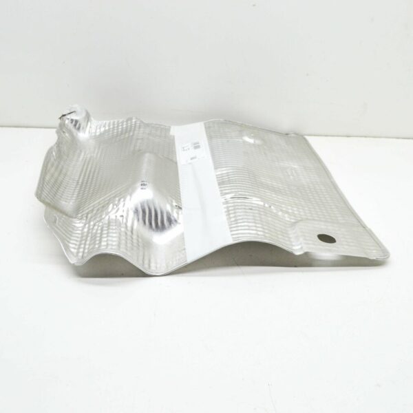8W0804172 - NEW AUDI A4 AVANT B9 EXHAUST RIGHT HEAT PROTECTION 8W0804172