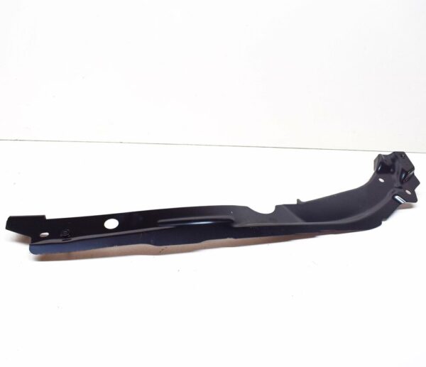 8W0805030B - NEW AUDI A4 B9 FRONT RIGHT WING PLASTIC FILLER PLATE 8W0805030B