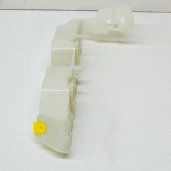 8W0807284E - NEW AUDI A4 S4 B9 FRONT RIGHT UPPER BUMPER BRACKET 8W0807284E ORIGINAL