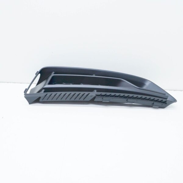 8W0807682P9B9 - Audi A4 Front B9 Front Bumper Right Grid 8W0807682P9B9 NEW GENUINE