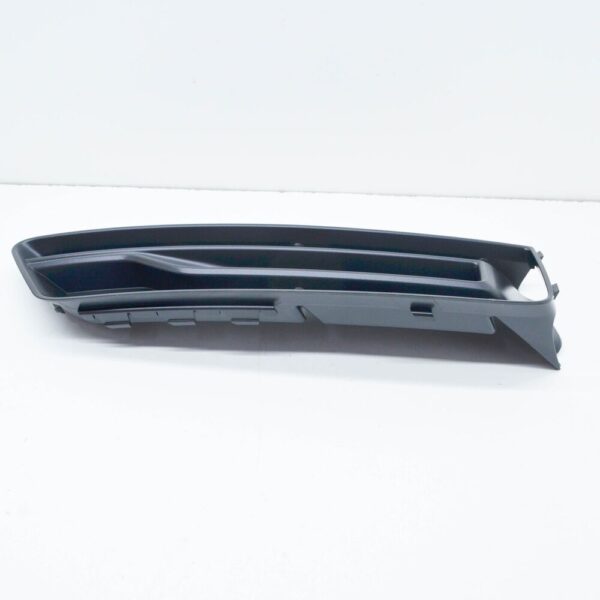 8W0807682P9B9 - Audi A4 Front B9 Front Bumper Right Grid 8W0807682P9B9 NEW GENUINE