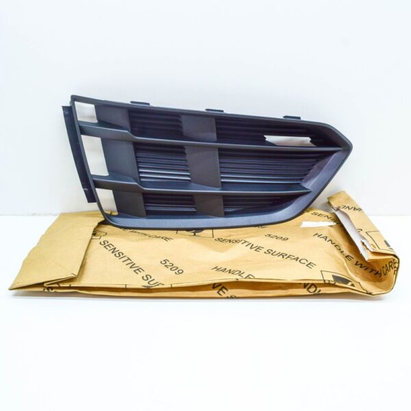 8W6807681B9B9 - NEW AUDI A5 SPORTBACK F5A FRONT LEFT AIR GUIDE GRILLE 8W6807681B9B9 ORIGINAL