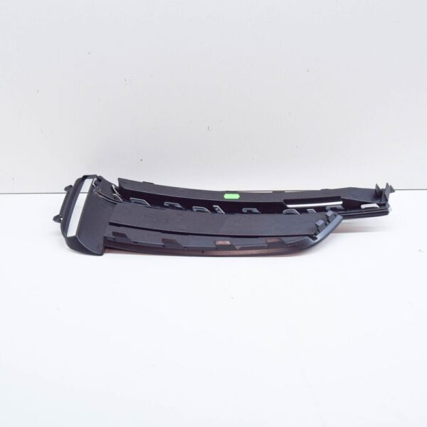 8W6807682FRU6 - AUDI A5 8W6 Front Right Air Guide Grille 8W6807682FRU6 NEW GENUINE