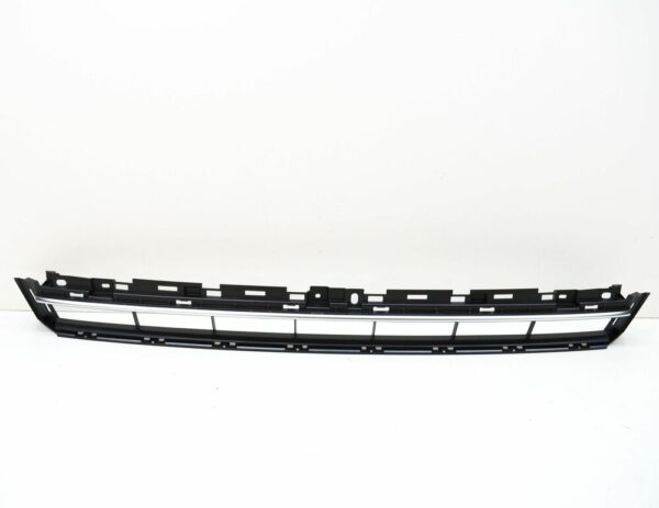 8W6807683ARU6 - NEW AUDI A4 B9 FRONT BUMPER LOWER GRILLE 8W6807683ARU6 2017