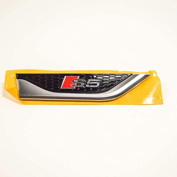 8W6853602CPUZ - Audi A5 S5 8W6 S-Line Emblem Badge for Right Fenders 8W6853602CPUZ New