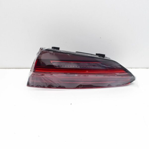 8W6945094AA - NEW AUDI A5 8W6 REAR RIGHT INNER LED TAILLIGHT 8W6945094AA ORIGINAL