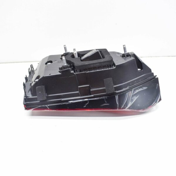 8W6945094AA - NEW AUDI A5 8W6 REAR RIGHT INNER LED TAILLIGHT 8W6945094AA ORIGINAL