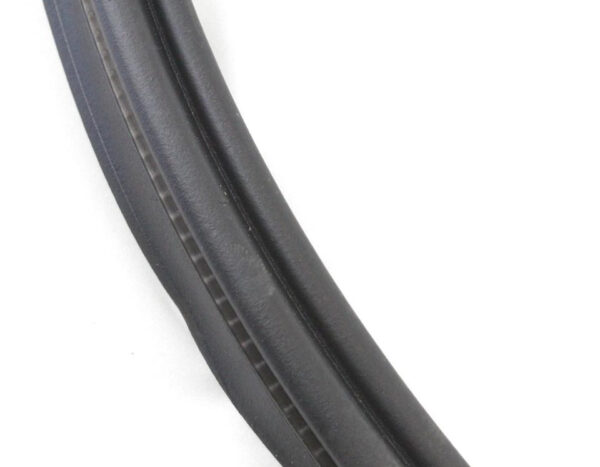 8W9827705B - Audi A4 Avant B9 tailgate seal rubber 8W9827705B NEW ORIGINAL