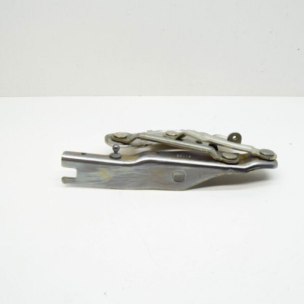 8X0823302A - NEW AUDI A1 8X FRONT RIGHT HOOD LID HINGE 8X0823302A ORIGINAL