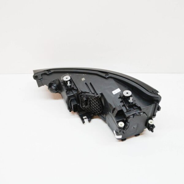 8XA941004A - NEW AUDI A1 8X FRONT RIGHT HEADLIGHT RHD 8XA941004A ORIGINAL