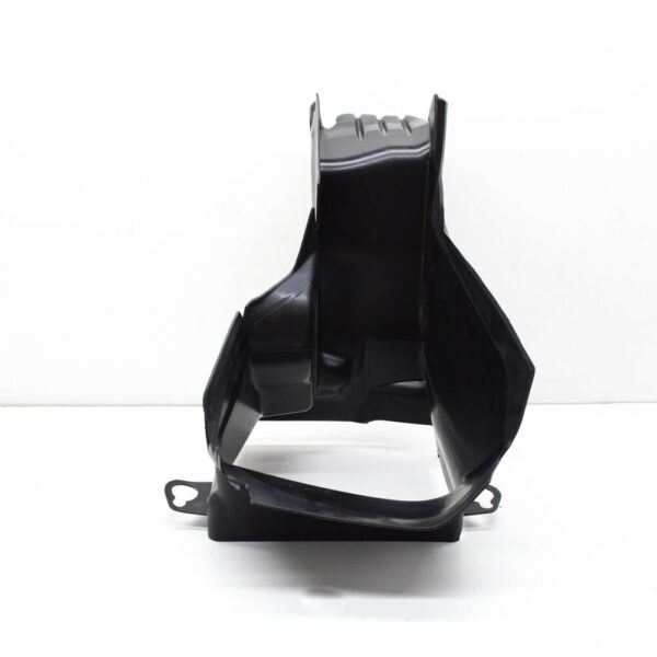 8Y0121674D - NEW AUDI A3 SPORTBACK 8YA RADIATOR RIGHT AIR GUIDE DUCT 8Y0121674D ORIGINAL