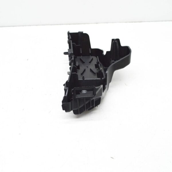 8Y0807183A - NEW AUDI A3 8Y FRONT BUMPER CARRIER LEFT GUIDE 8Y0807183A ORIGINAL