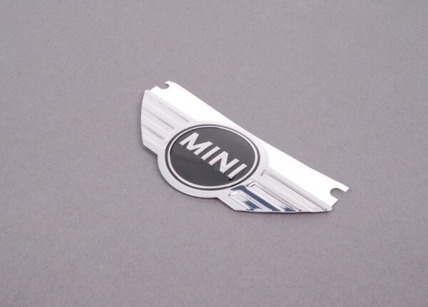 11127594876 - NEW MINI COOPER ENGINE VALVE COVER EMBLEM STICKER MINI LOGO 7594876