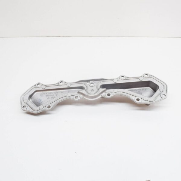 11148483799 - NEW BMW X5 E70 REAR COOLANT PASSAGE COVER 11148483799 8483799 ORIGINAL