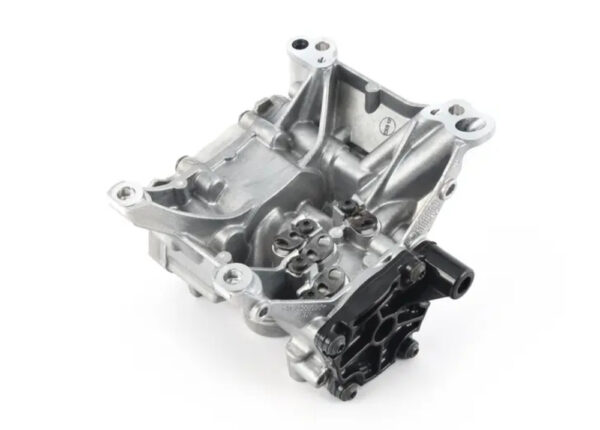 11417643046 - NEW BMW 2 CABRIO F23 ENGINE OIL PUMP 11417643046 7643046 ORIGINAL