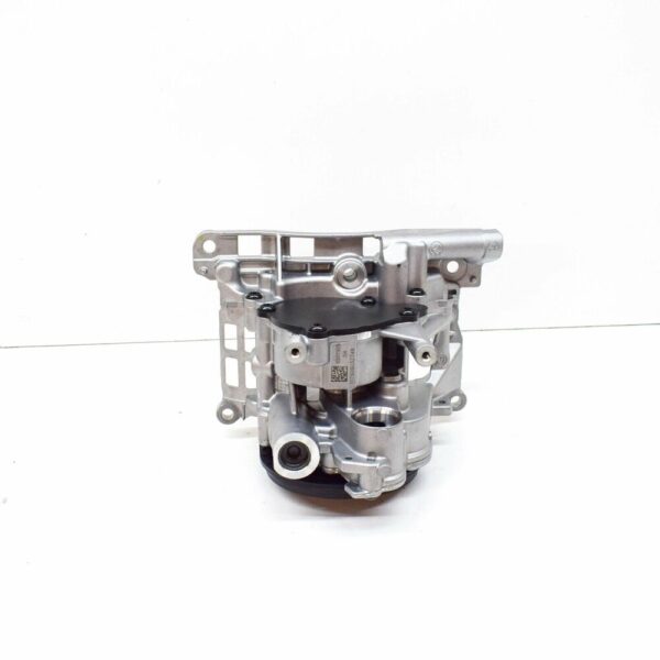 11418507325 - GENUINE BMW 7 F01 F02 Vacuum Oil Pump 11418507325