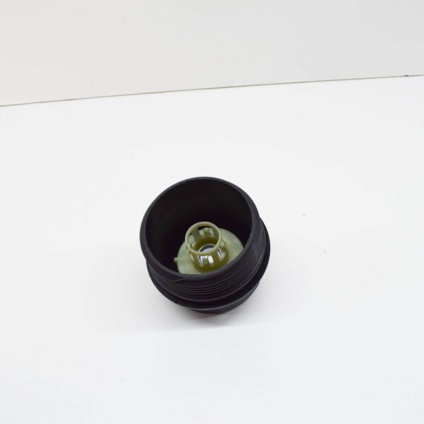 11428515220 - NEW BMW E70N E71 F01N F02N F10 F10 N F11 OIL FILTER COVER 8515220 11428515220