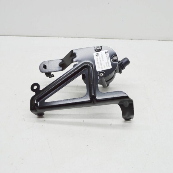 11515A36585 - NEW BMW 1 F20 ADDITIONAL WATER PUMP 11515A36585 ORIGINAL