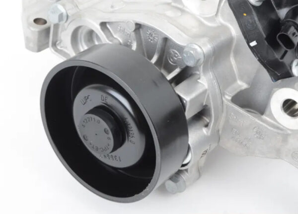 11518601366 - MINI CLUBMAN F54 Water Pump with Thermostat and Mount 11518601366 NEW