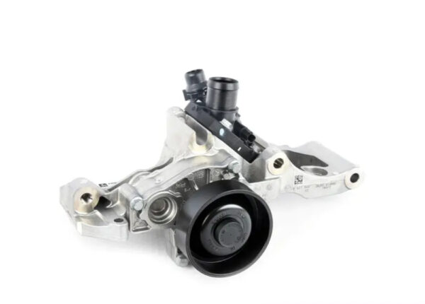 11518601366 - MINI CLUBMAN F54 Water Pump with Thermostat and Mount 11518601366 NEW